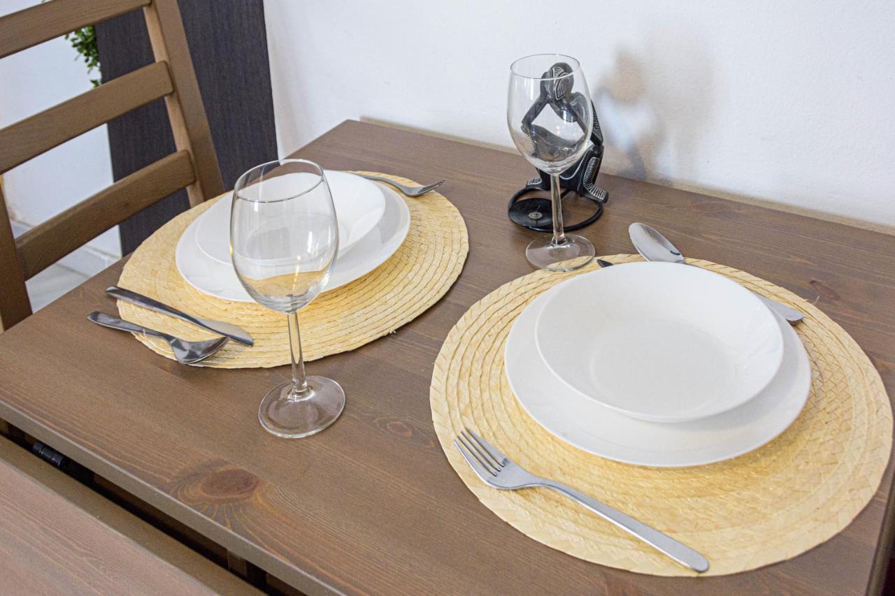 Wintowinrentals Coqueto Apartamento En El Centro De 马拉加 外观 照片