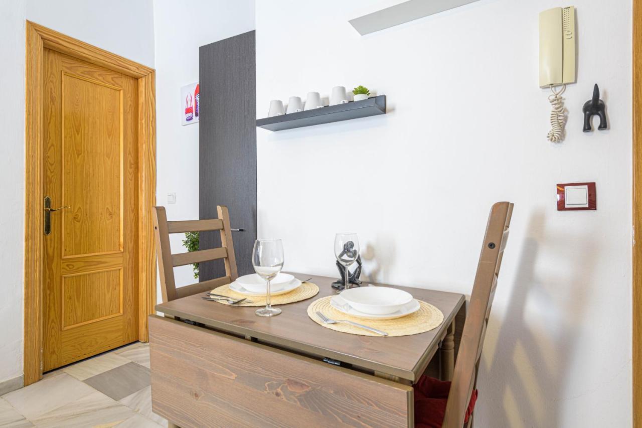 Wintowinrentals Coqueto Apartamento En El Centro De 马拉加 外观 照片